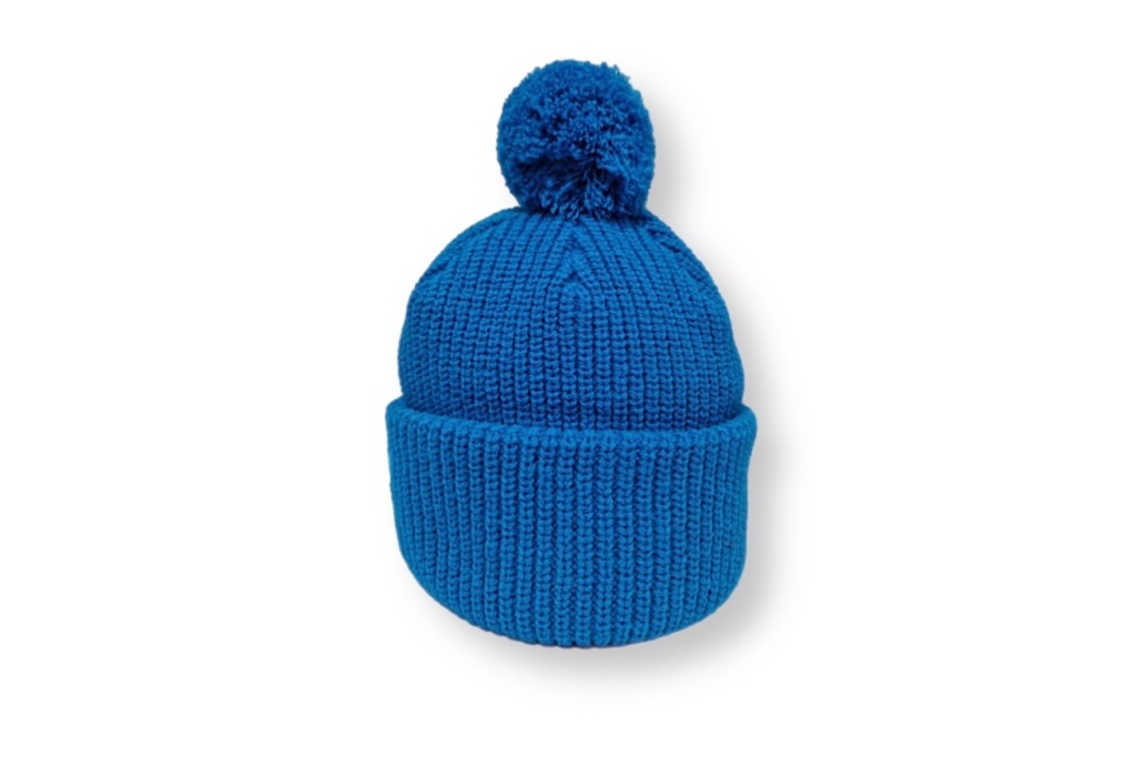 Шапка вязаная с логотипом (фактурная вязка, с отворотом)